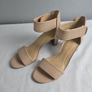 Nurture Leila‎ Women's Leather Slip On Hook Loop Strap Cushioned Shoe 8M